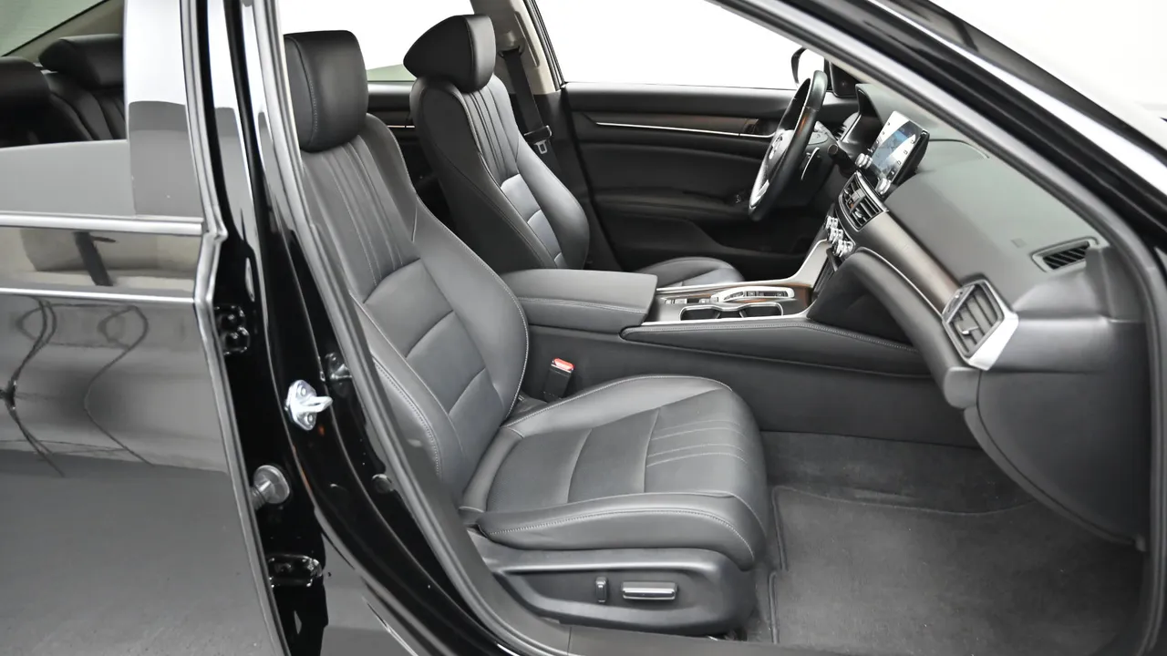 Honda Accord — miniaturë 10