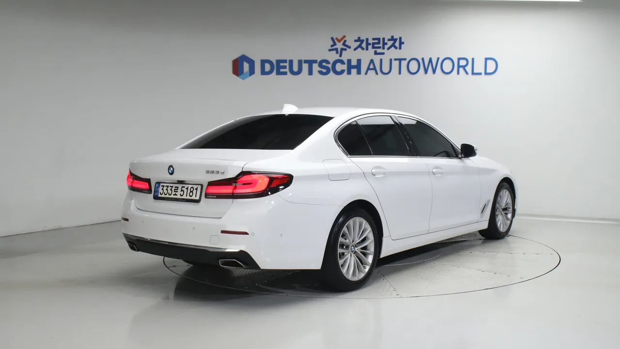 BMW 5er — miniaturë 2