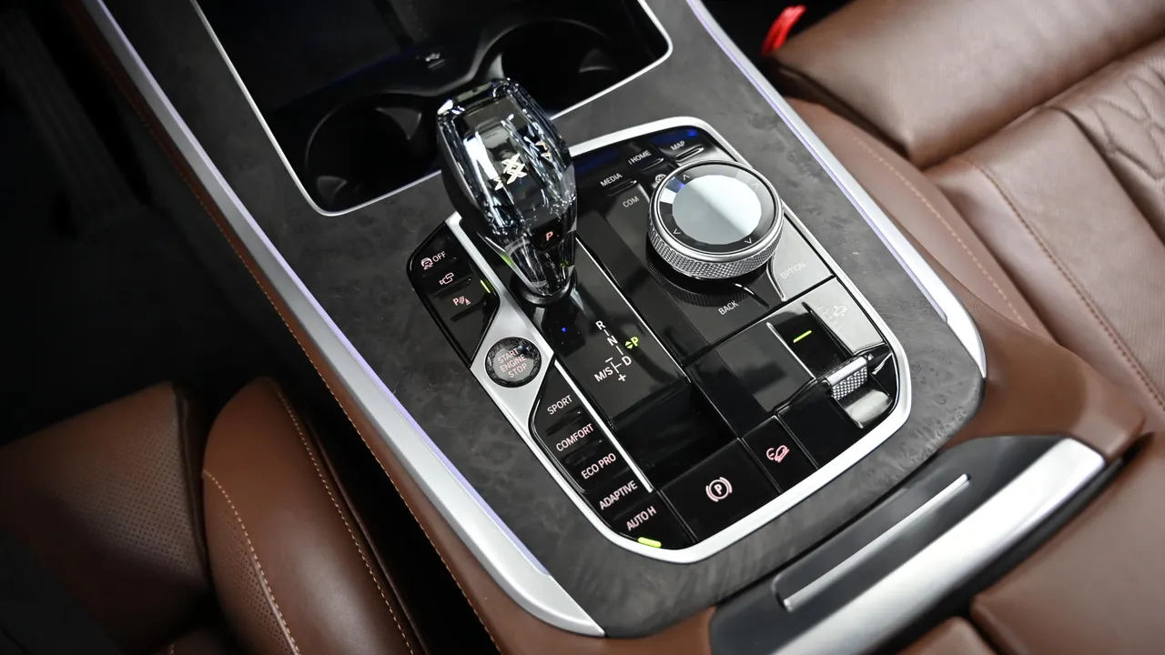 BMW X5 — miniaturë 9