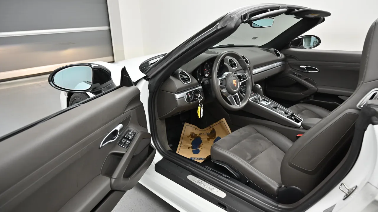 Porsche 718 — miniaturë 11