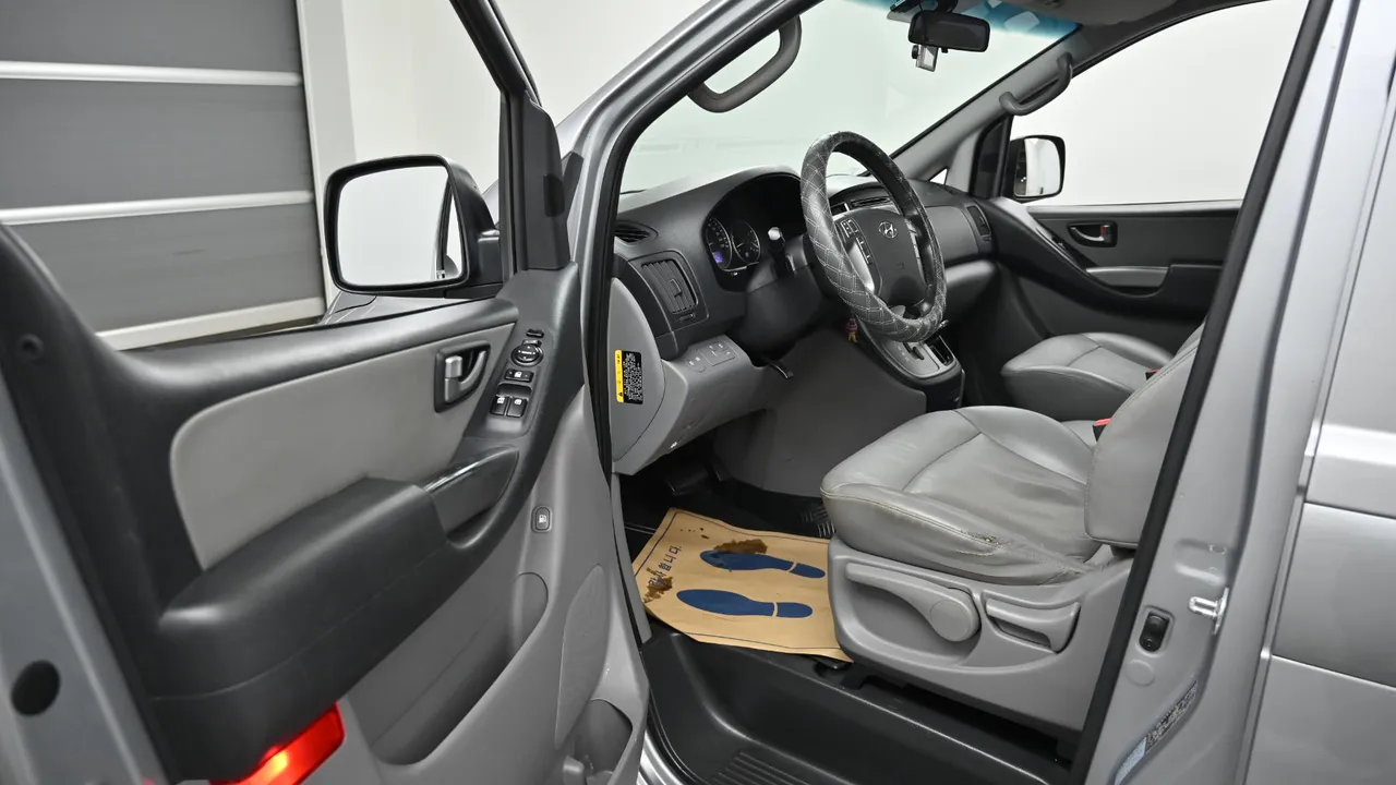 Hyundai Starex — miniaturë 11