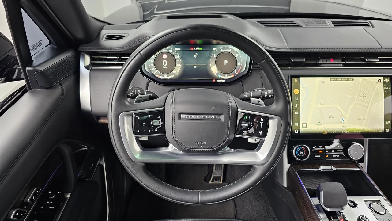 Land Rover Range Rover — miniaturë 13