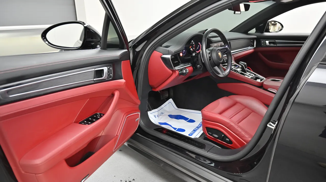 Porsche Panamera — miniaturë 11