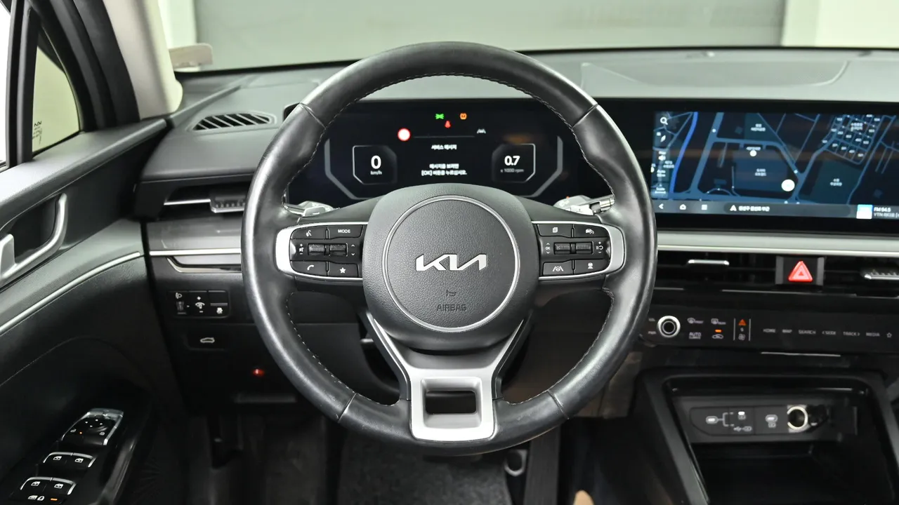 Kia K5 — miniaturë 22
