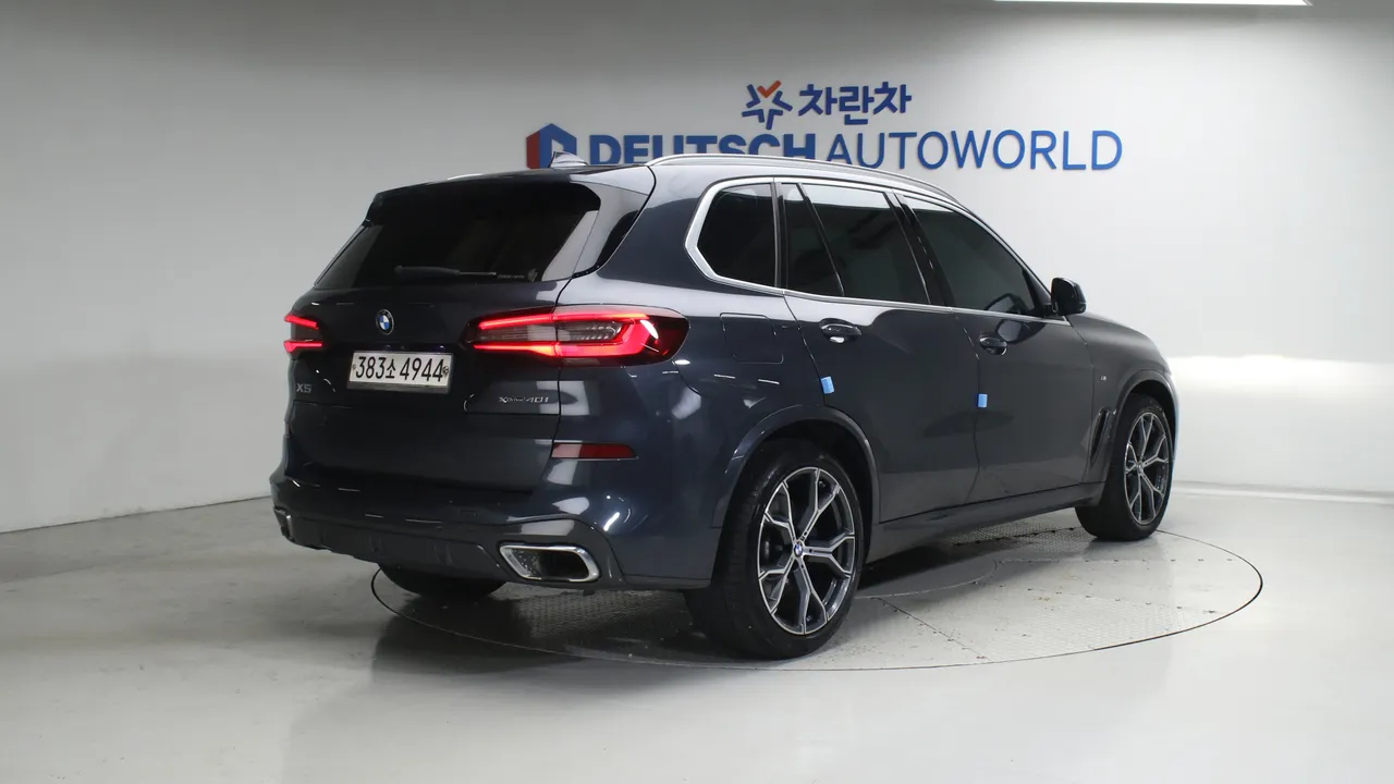 BMW X5 — miniaturë 2