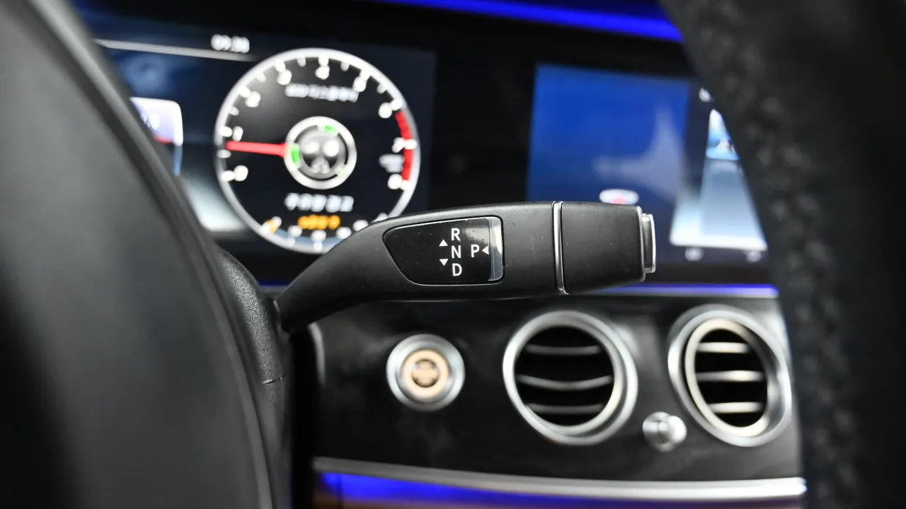 Mercedes-Benz E-klasse — miniaturë 9