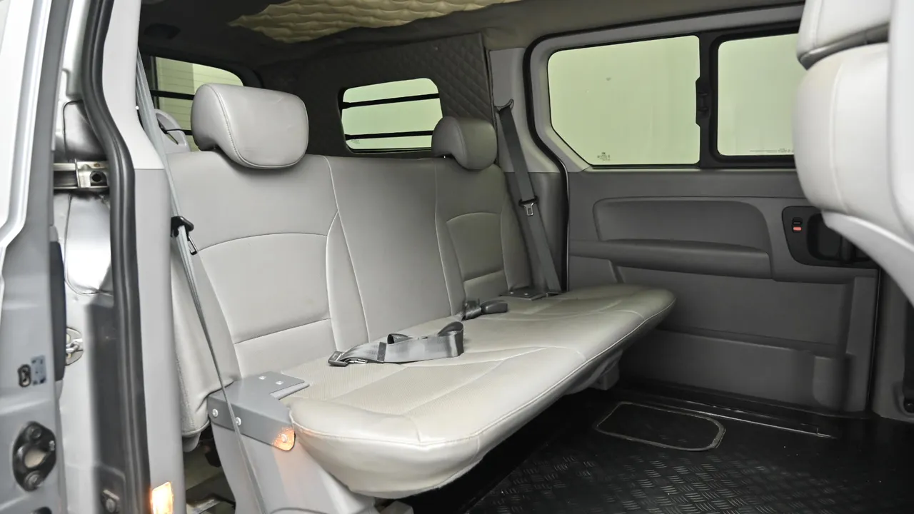 Hyundai Starex — miniaturë 12