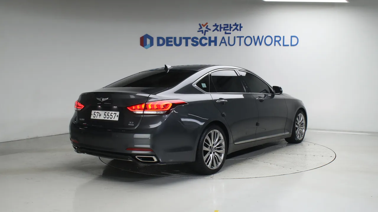 Genesis G80 — miniaturë 2