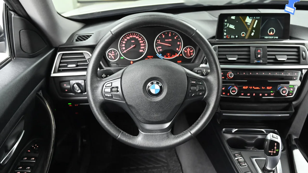 BMW 3er — miniaturë 13