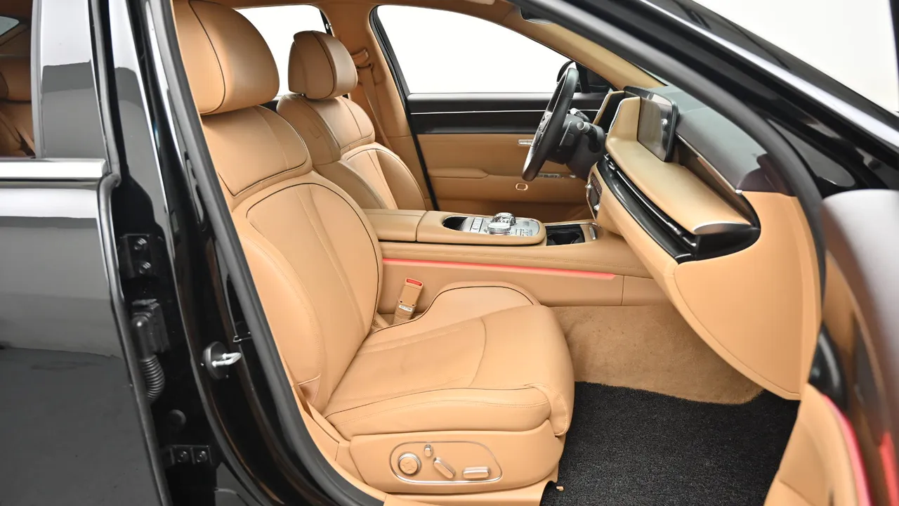 Genesis G90 — miniaturë 10