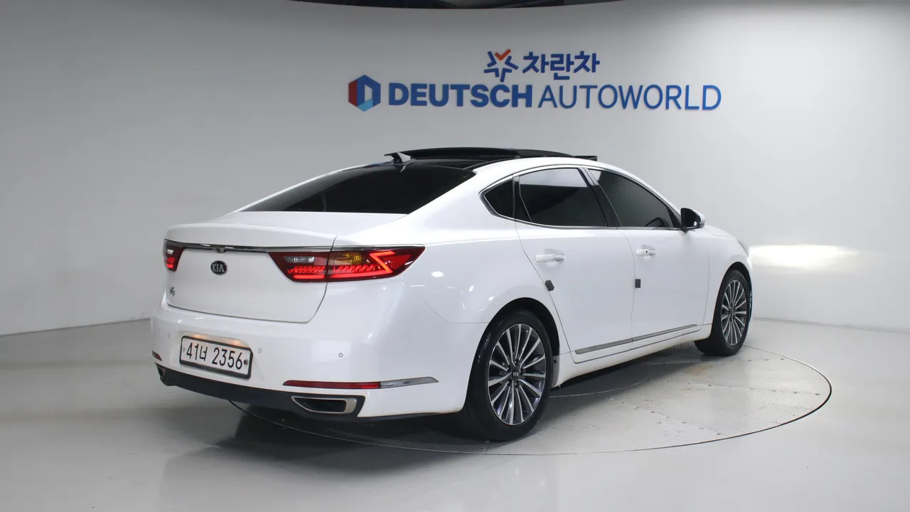 Kia K7 — miniaturë 2