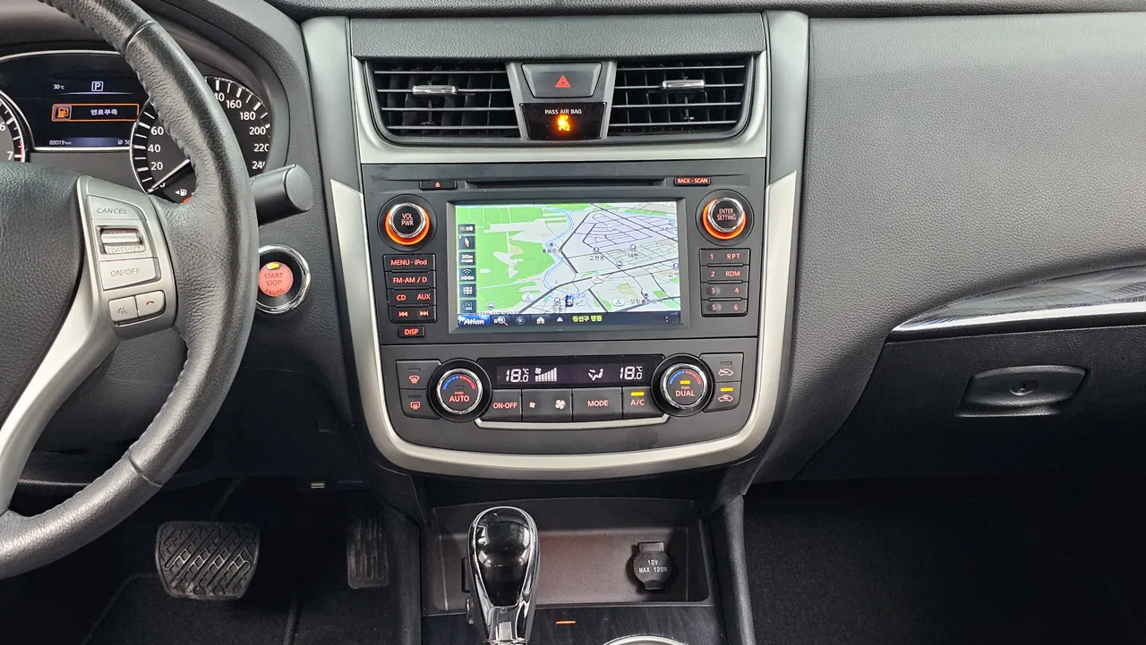 Nissan Altima — miniaturë 14