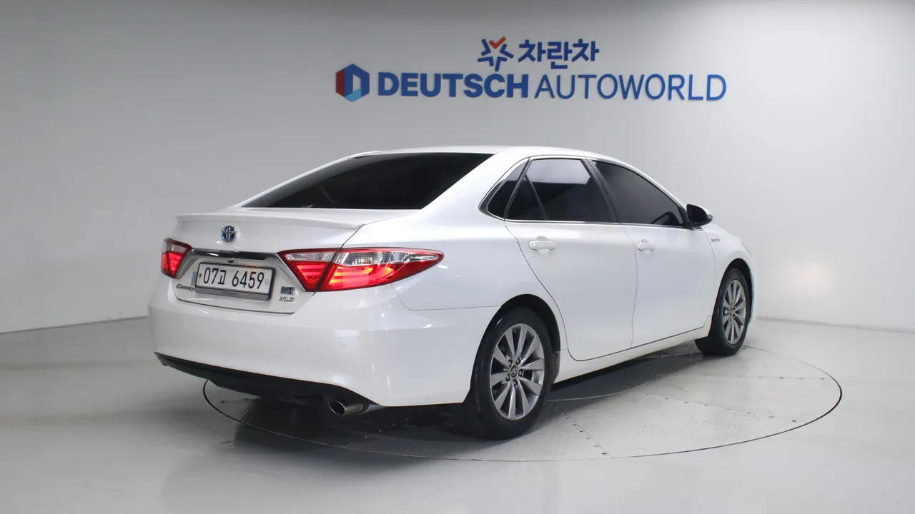 Toyota Camry — miniaturë 2