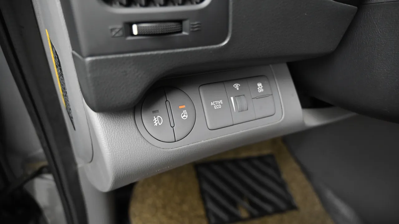 Hyundai Starex — miniaturë 16