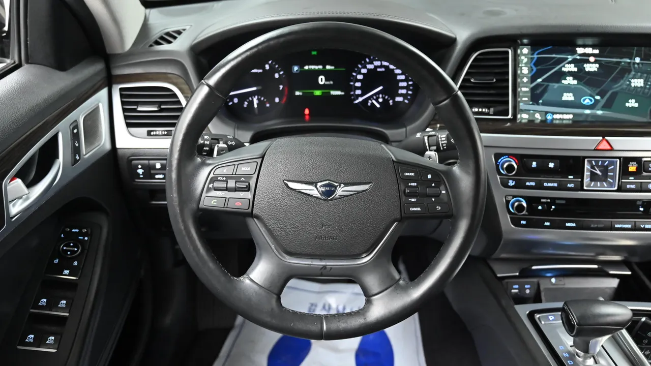 Genesis G80 — miniaturë 13