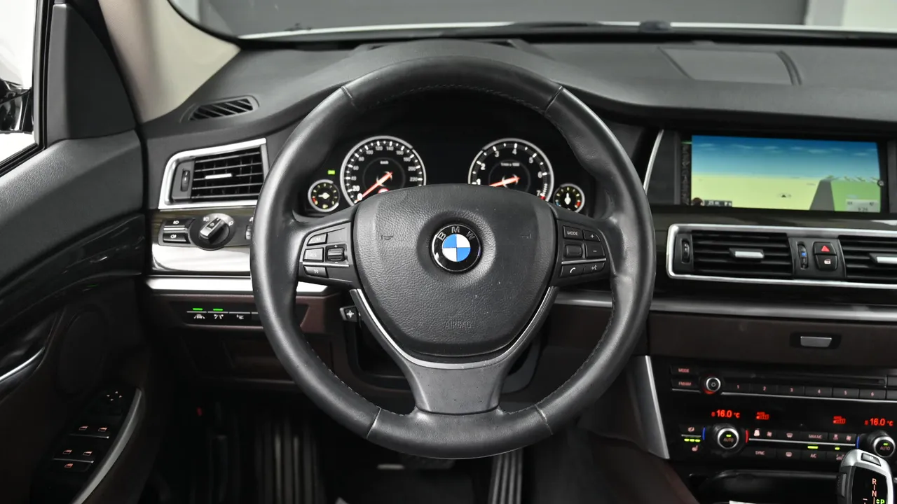 BMW 3er — miniaturë 13
