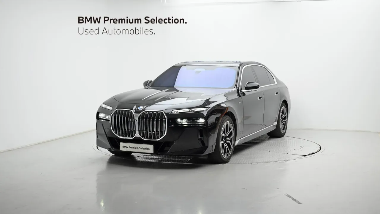 BMW 7er 740i xDrive M 스포츠 — foto 1