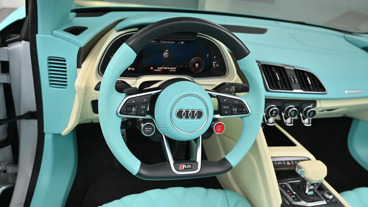 Audi R8 — miniaturë 13