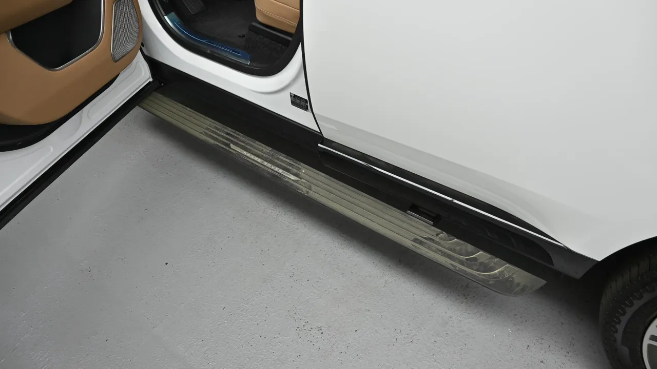 Land Rover Range Rover — miniaturë 25