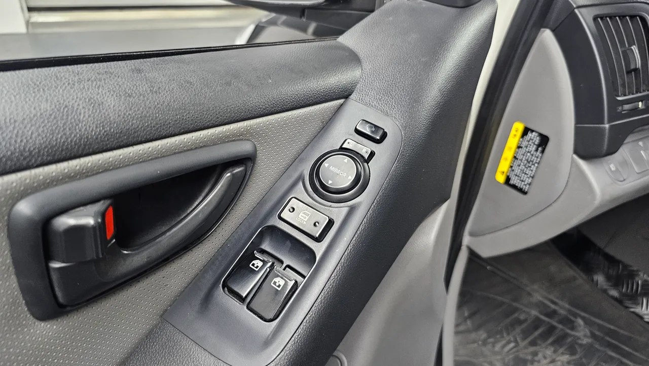 Hyundai Starex — miniaturë 15