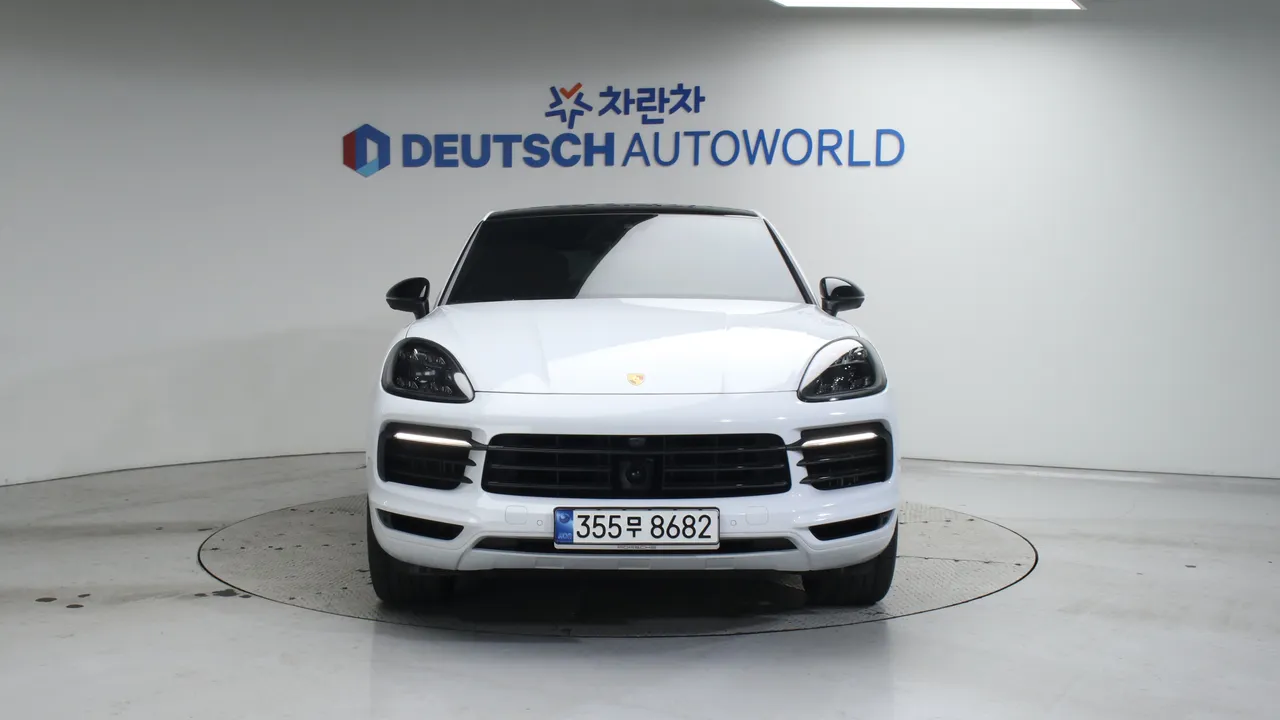 Porsche Cayenne — miniaturë 3