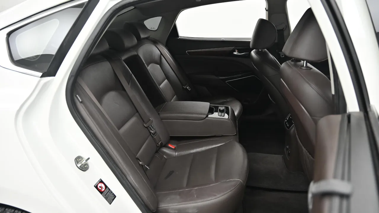 Kia K7 — miniaturë 12