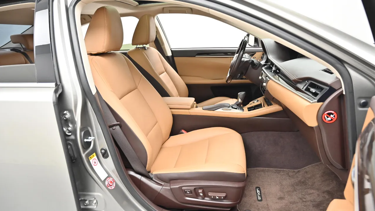 Lexus ES — miniaturë 10