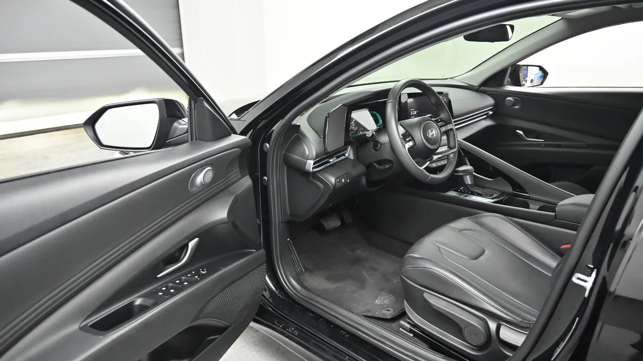 Hyundai Avante — miniaturë 11