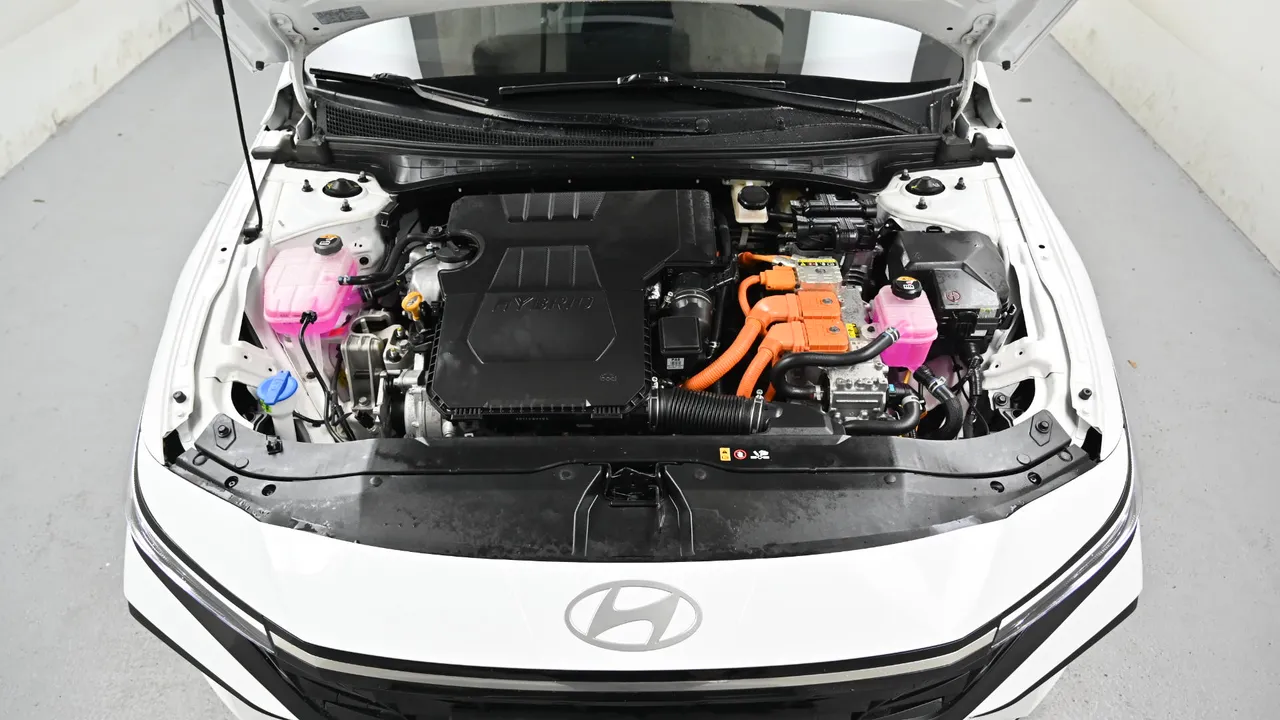Hyundai Avante — miniaturë 6