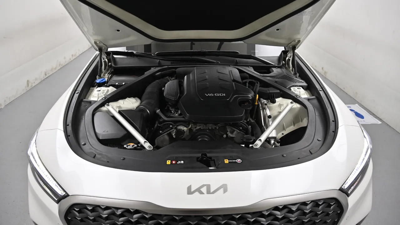 Kia K9 — miniaturë 6