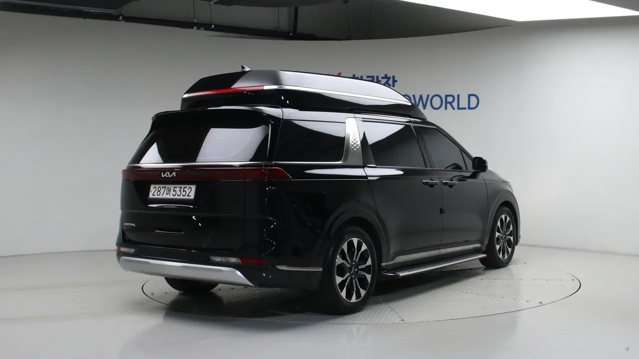 Kia Carnival — miniaturë 2