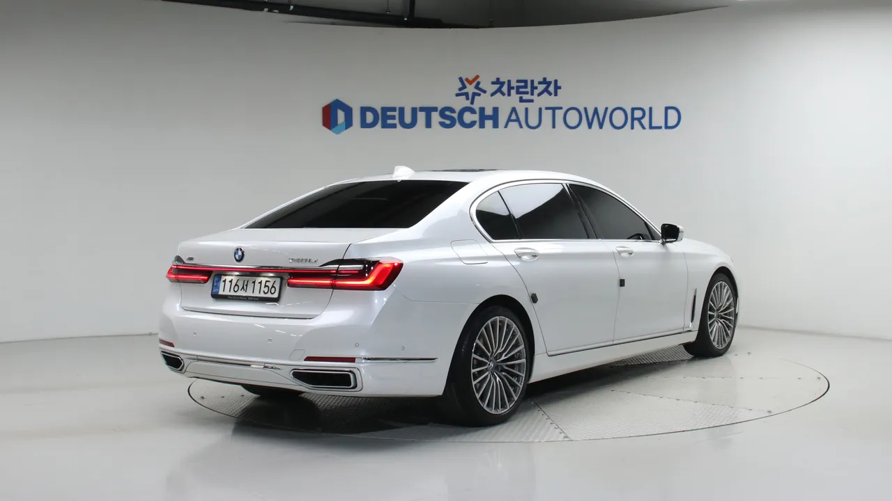 BMW 7er — miniaturë 2