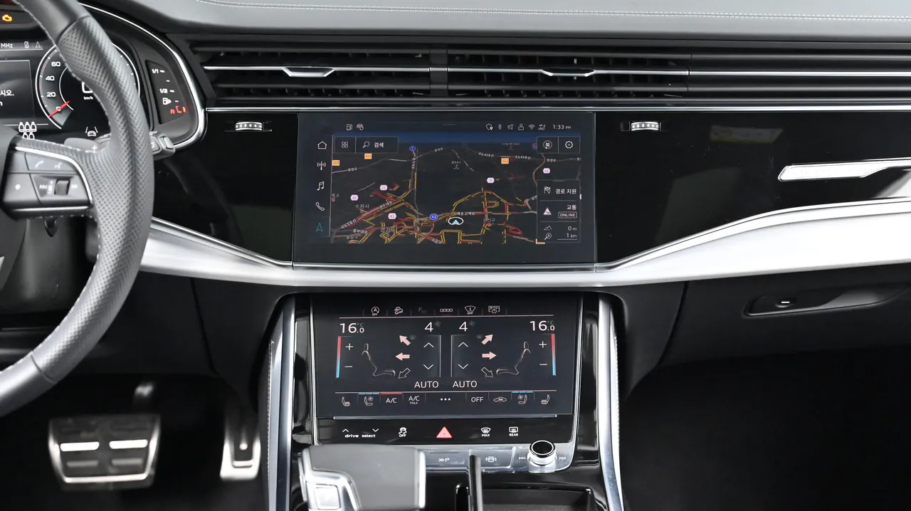 Audi Q7 — miniaturë 23