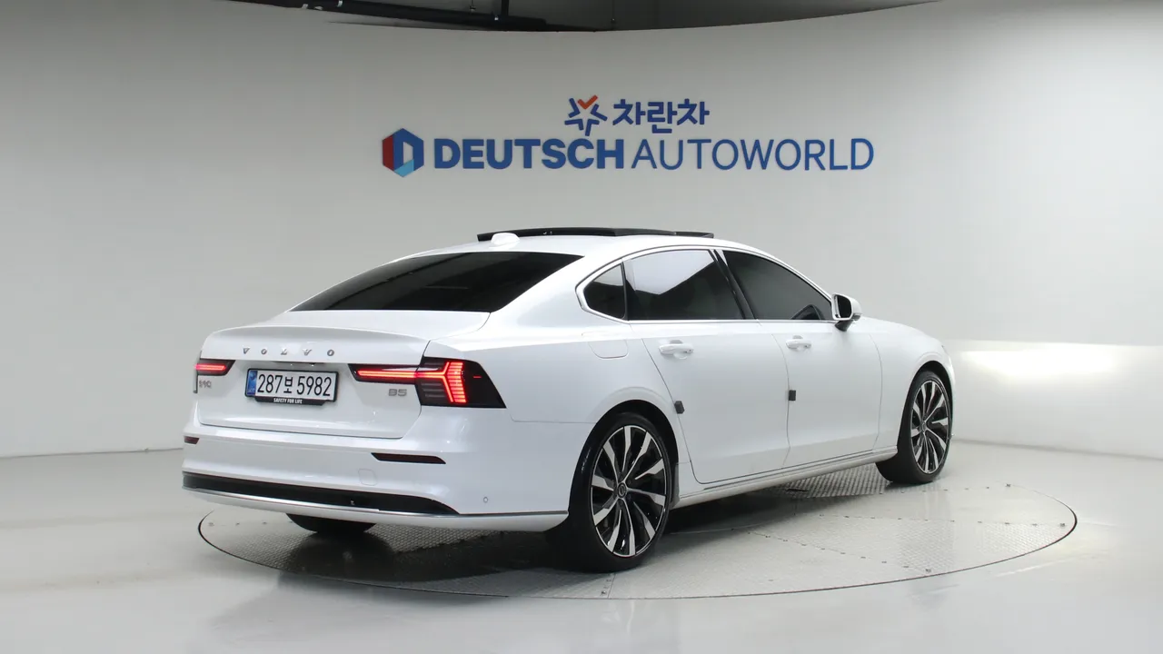 Volvo S90 — miniaturë 2