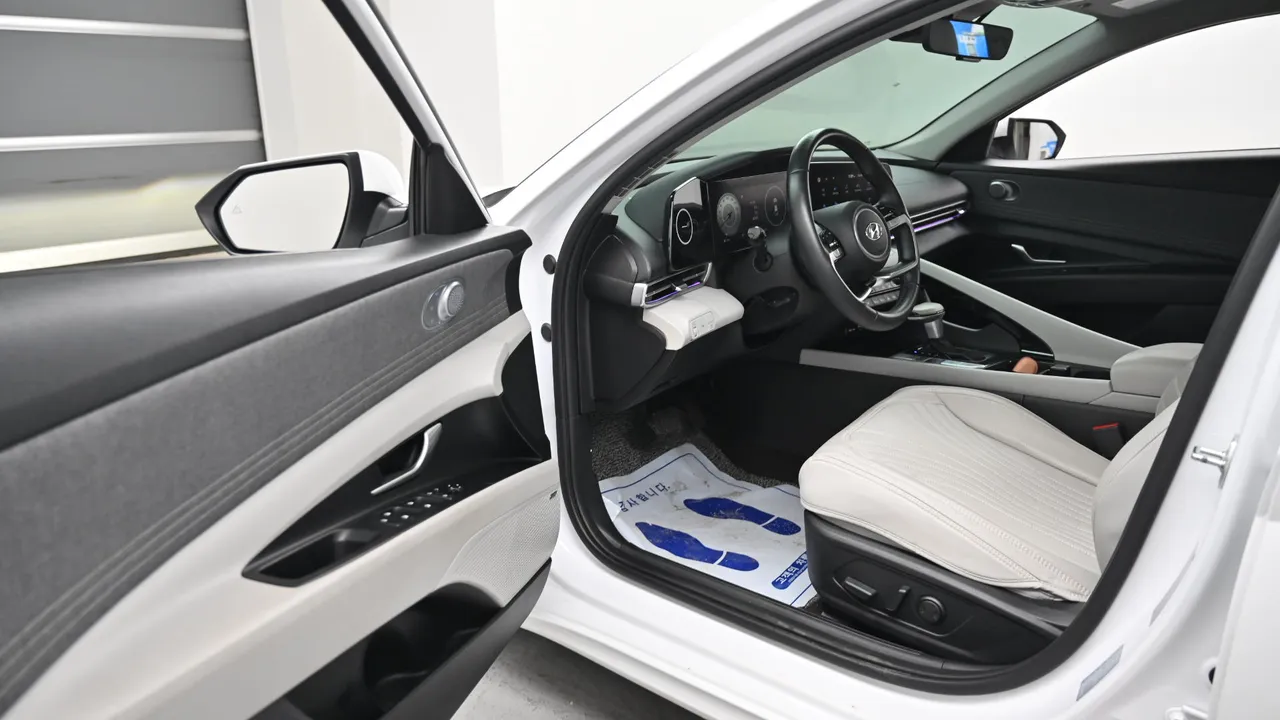 Hyundai Avante — miniaturë 11