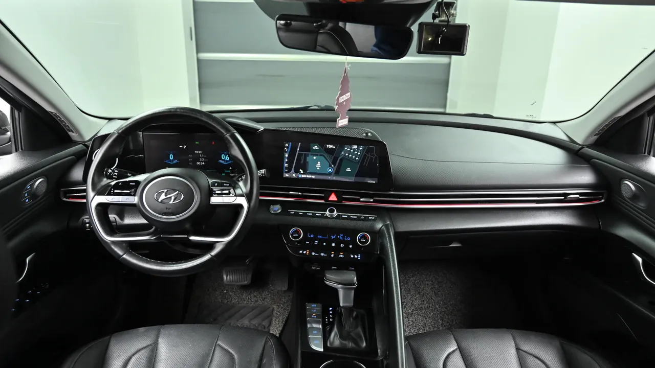 Hyundai Avante — miniaturë 7
