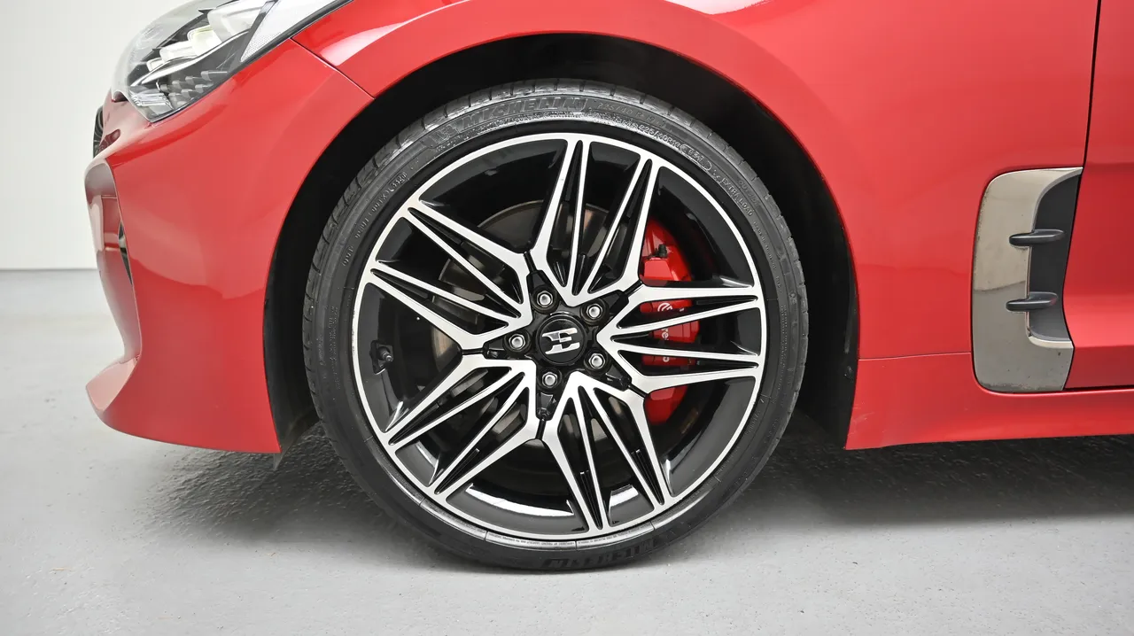 Kia Stinger — miniaturë 5