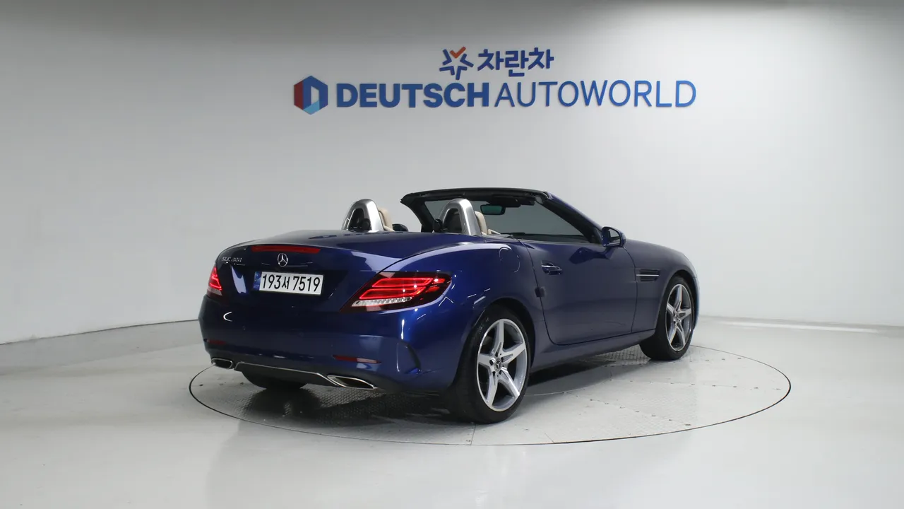 Mercedes SLC-Class R172 SLC200