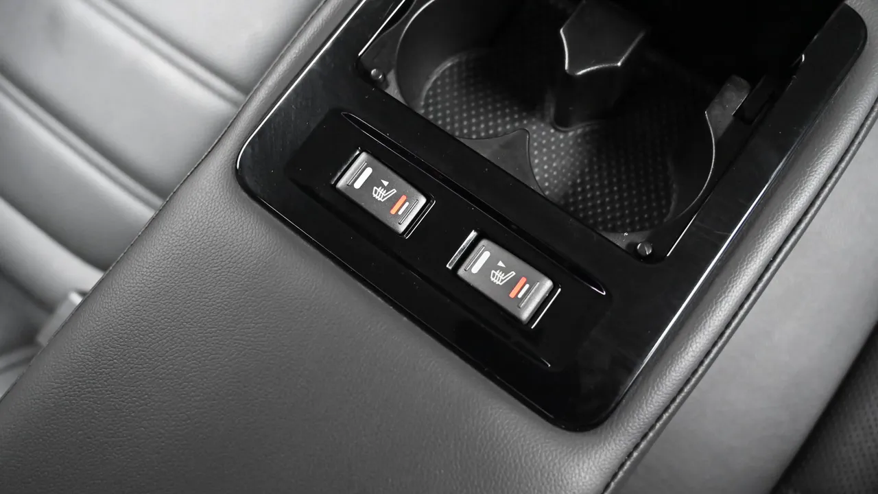 Renault Samsung SM6 — miniaturë 16