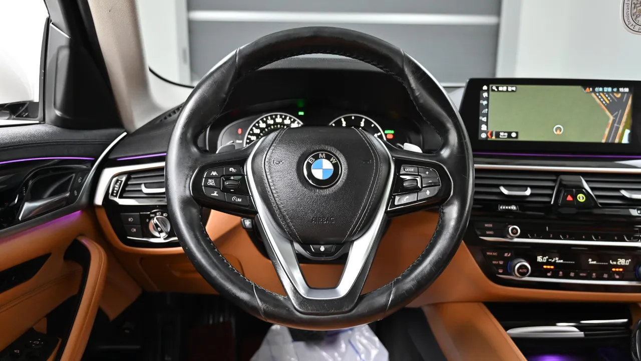 BMW 5er — miniaturë 13