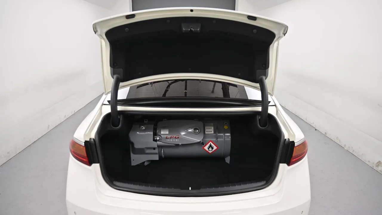 Kia K7 — miniaturë 19