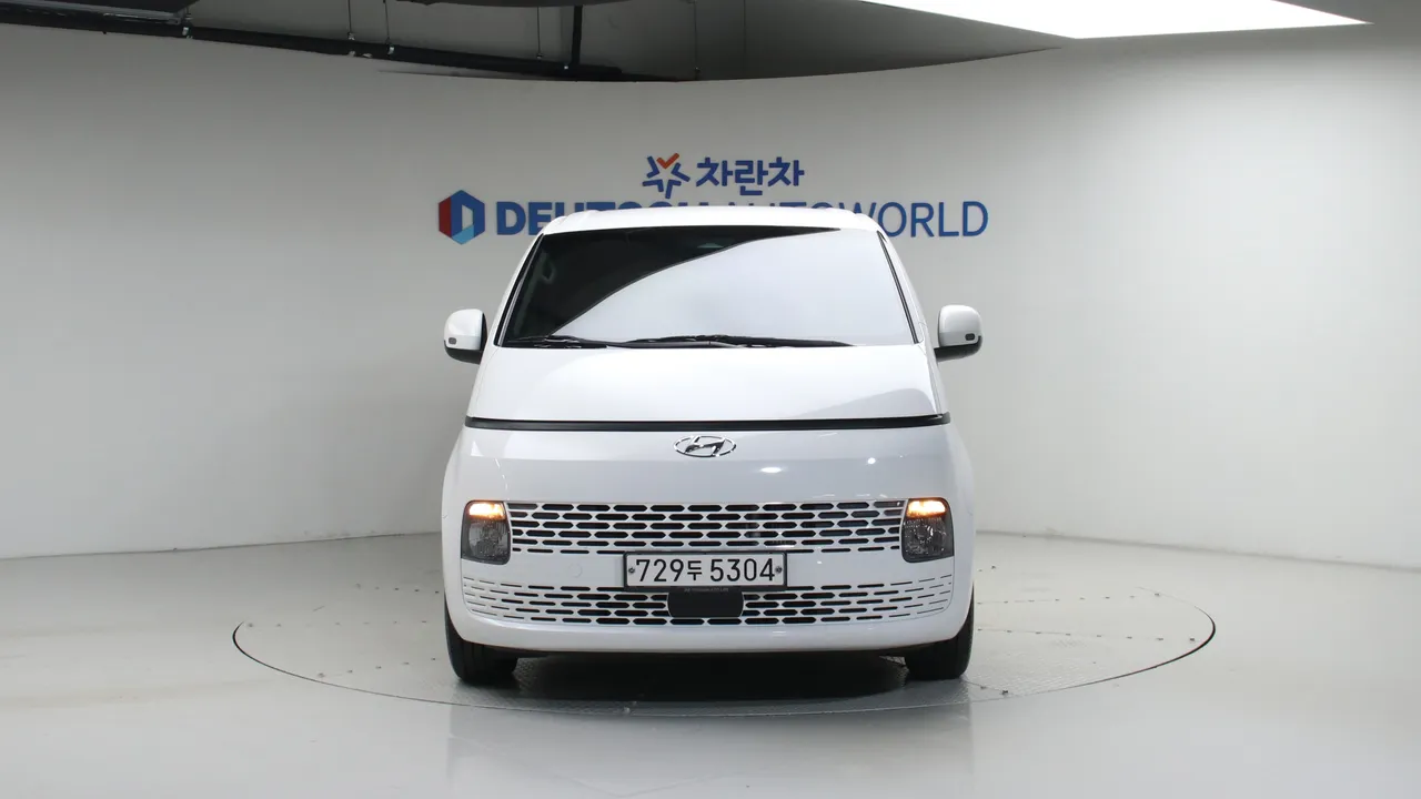 Hyundai Staria — miniaturë 3