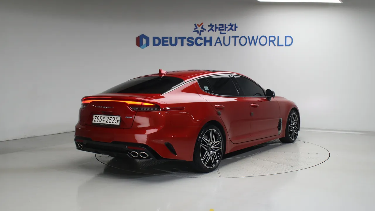 Kia Stinger — miniaturë 2