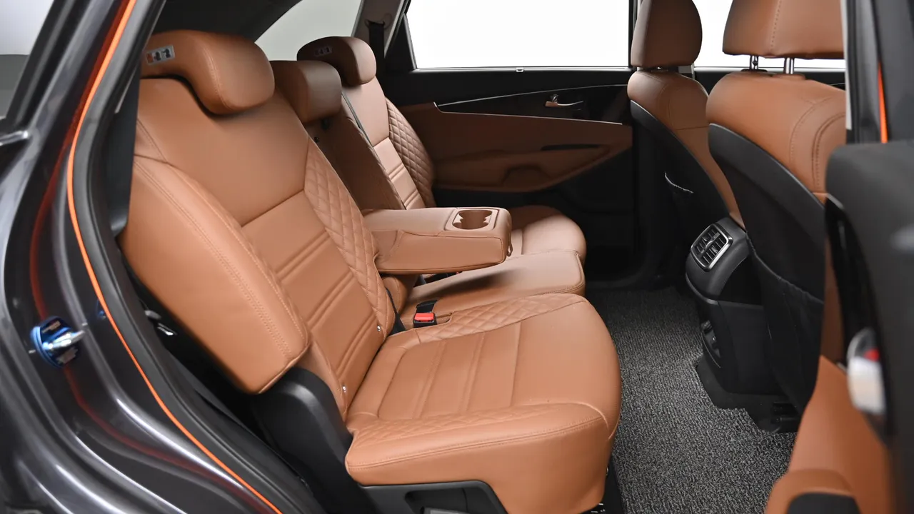 Kia Sorento — miniaturë 39