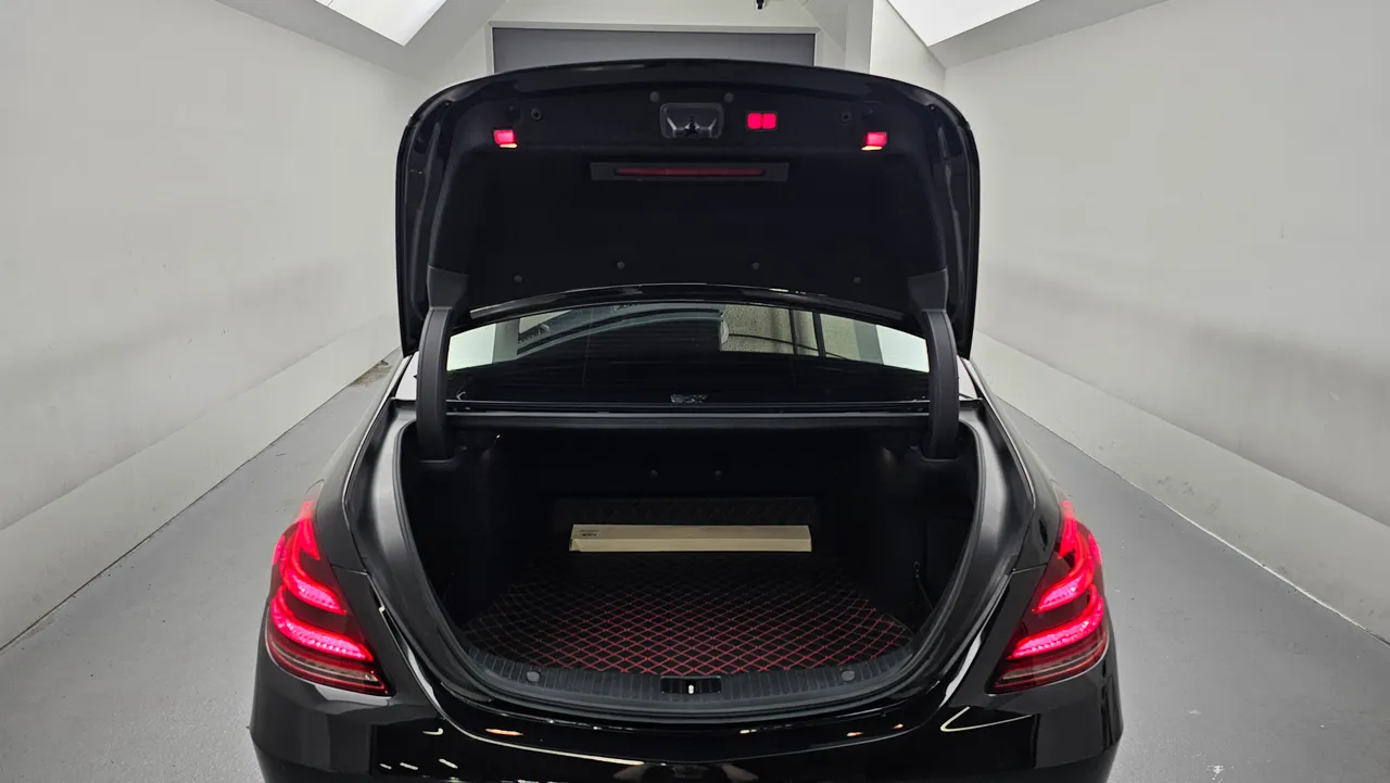Mercedes-Benz S-klasse — miniaturë 19