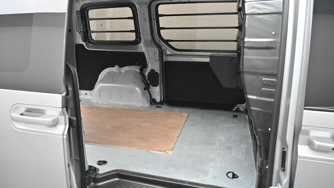 Hyundai Staria — miniaturë 12
