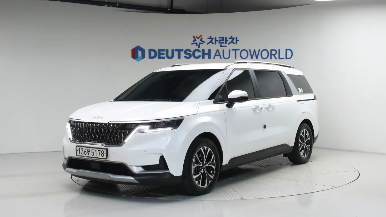 Kia Carnival 9인승 프레스티지 — foto 1