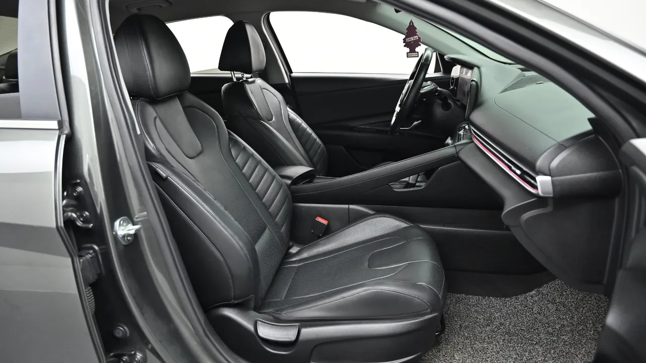 Hyundai Avante — miniaturë 10