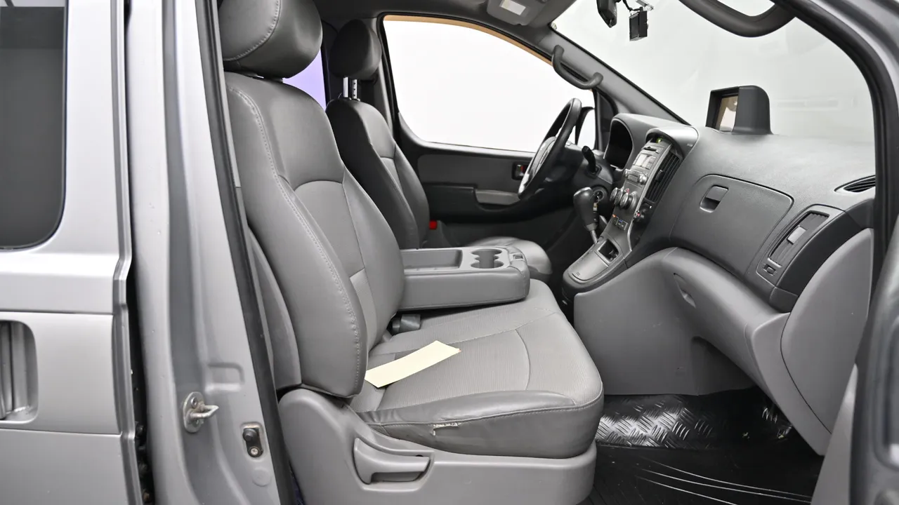 Hyundai Starex — miniaturë 10