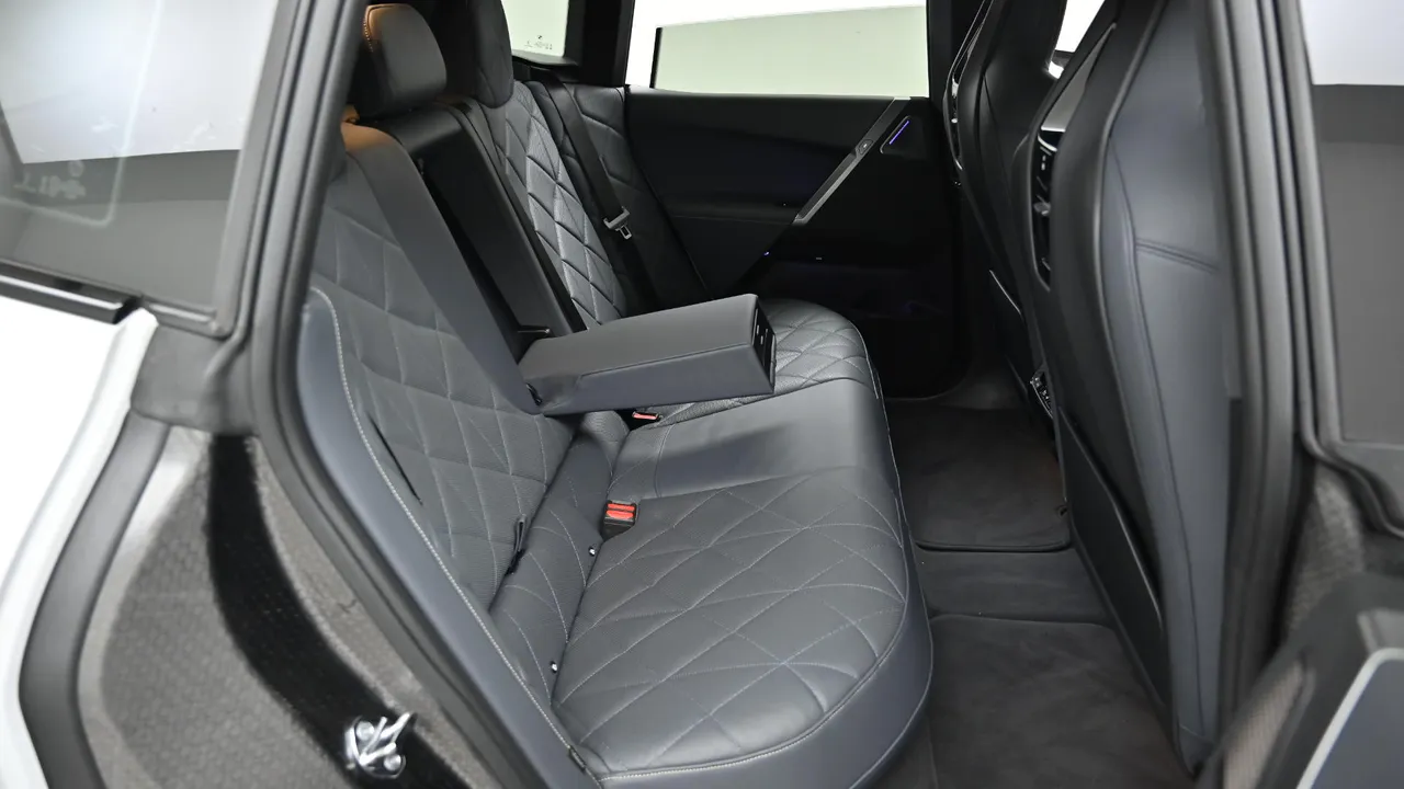 BMW iX — miniaturë 21
